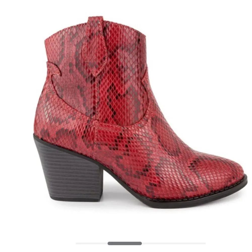 BRAND NEW SUGAR SNAKE PRINT 2INCH CUBAN HEEL BOLD MAN HEEL REDDISH BLACK COLOR